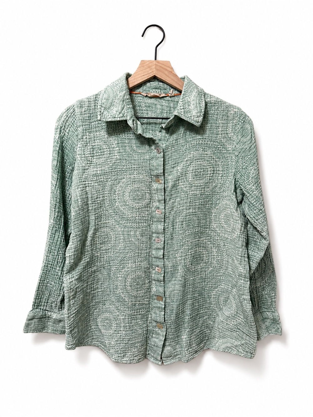 Soft Surroundings light Teal Floral Mandala Patterned Boho Button Down Shirt